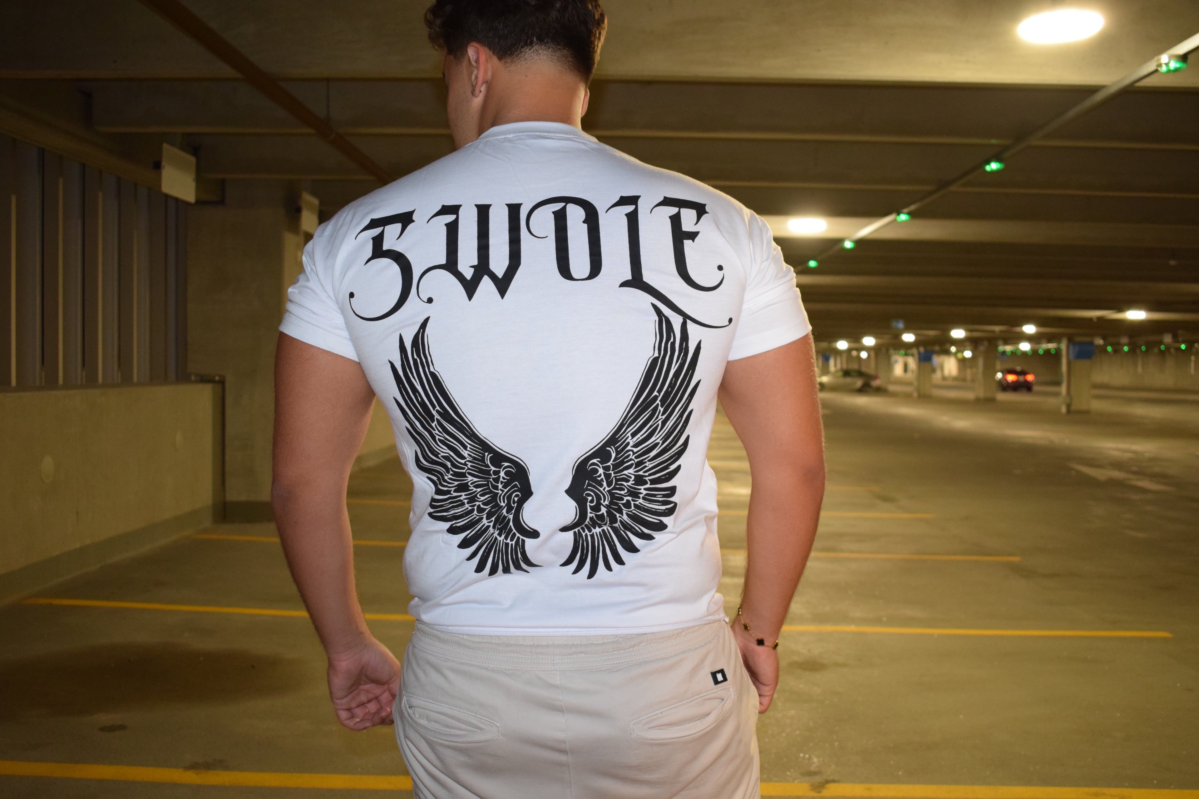 ANGEL COLLECTION | WHITE & BLACK | PUMP COVERS