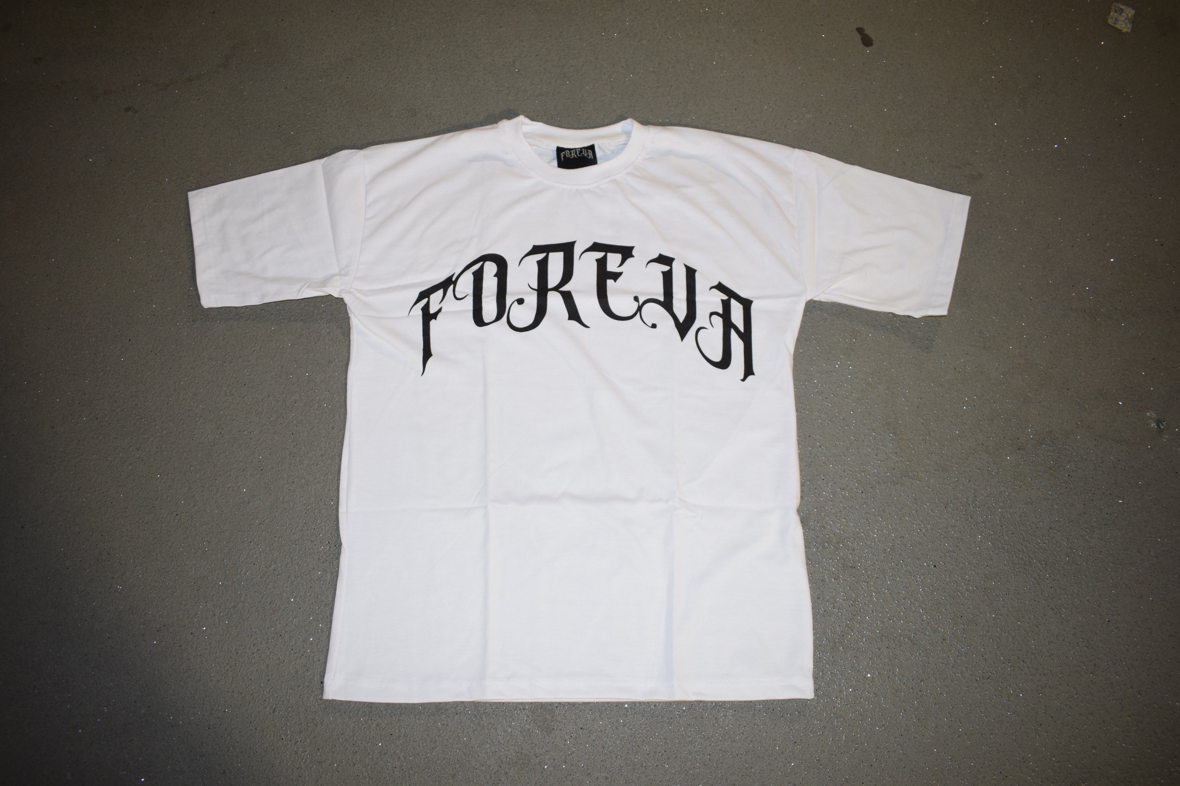 ANGEL COLLECTION | WHITE & BLACK | PUMP COVERS